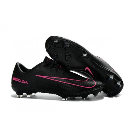 scarpe da calcio rosa nike