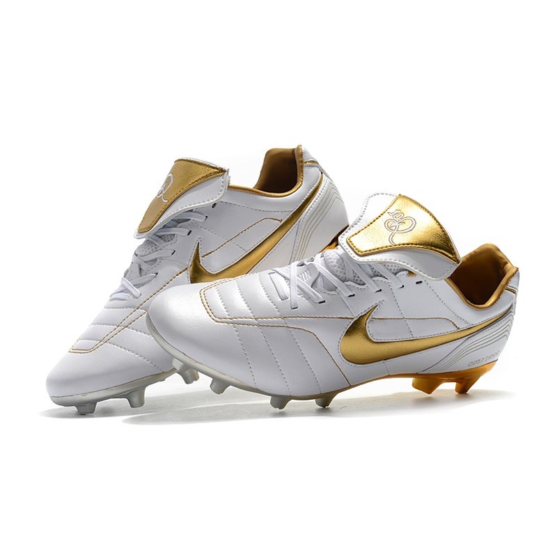 nike tiempo oro