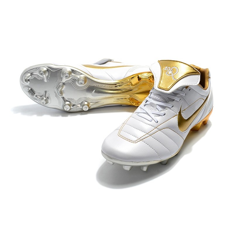 nike tiempo legend r10