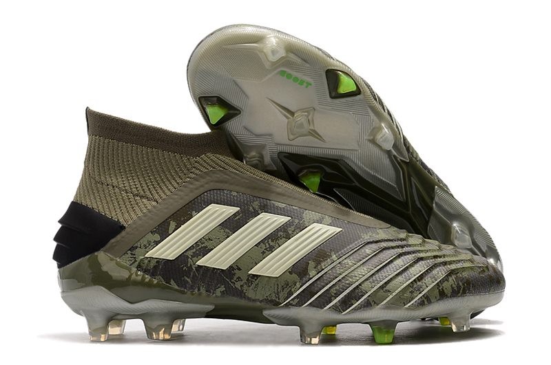 Scarpe da calcio hotsell adidas predator 2019